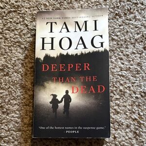Tami Hoag 'Deeper Than the Dead' Book